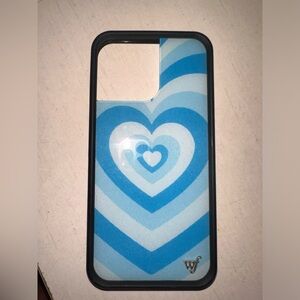 Wildflowers Blue Heart Pattern Phone Case iPhone 14 Pro Max